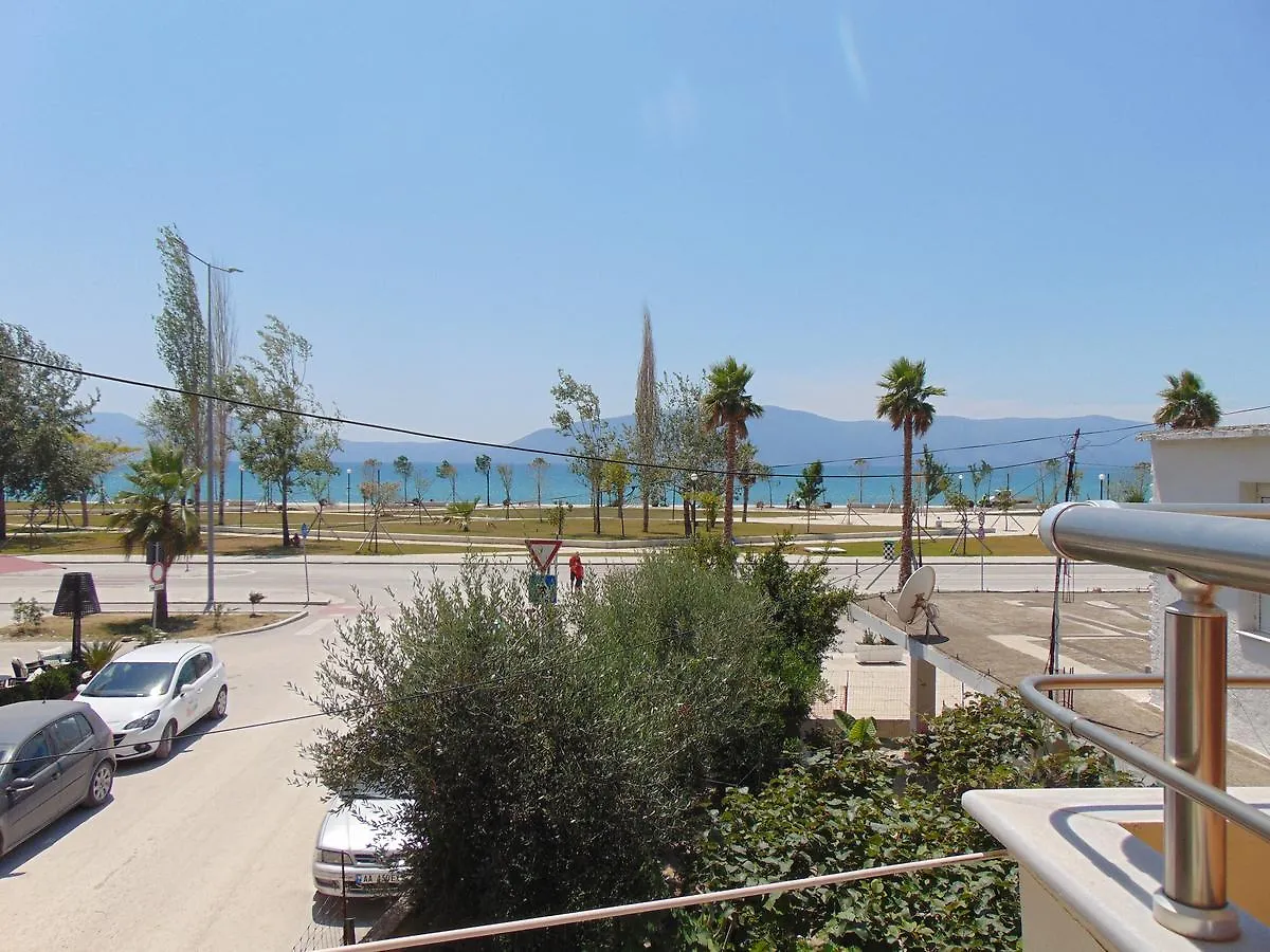 Vila Tate Ξενοδοχείο Vlorë